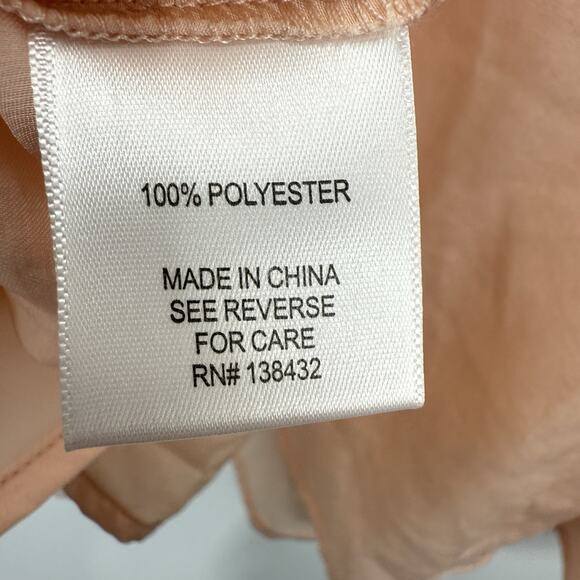 ModCloth Women Size 1X Tie Neck Blouse Peach Silky Classic 3/4 Sleeve Button Up - Picture 10 of 11